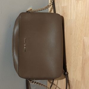 Micheal Kors Crossbody